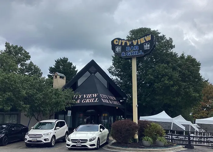 Super 8 By Wyndham Baltimore Northwest
