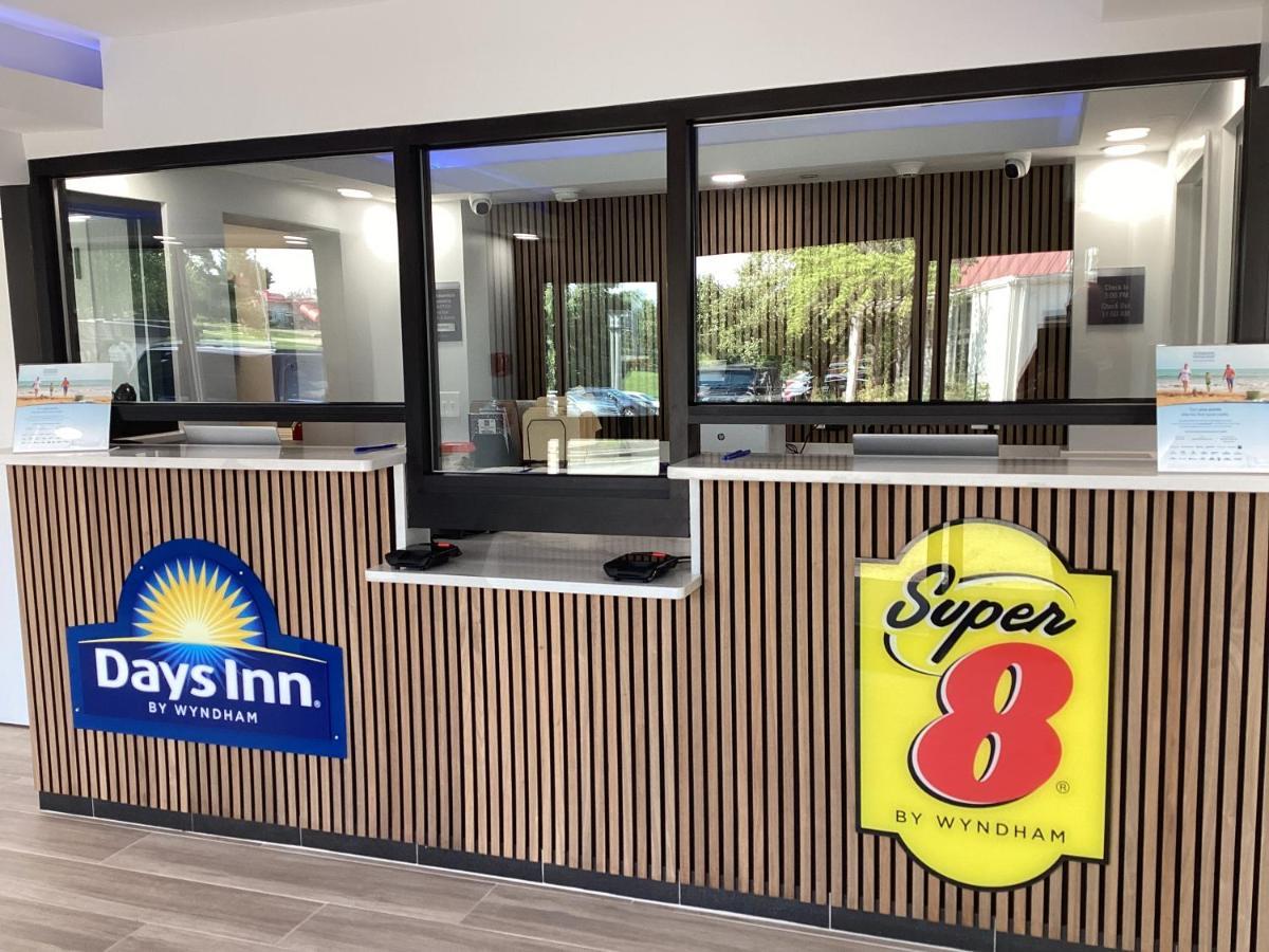 Hotel Super 8 By Wyndham Baltimore Northwest Windsor Mill