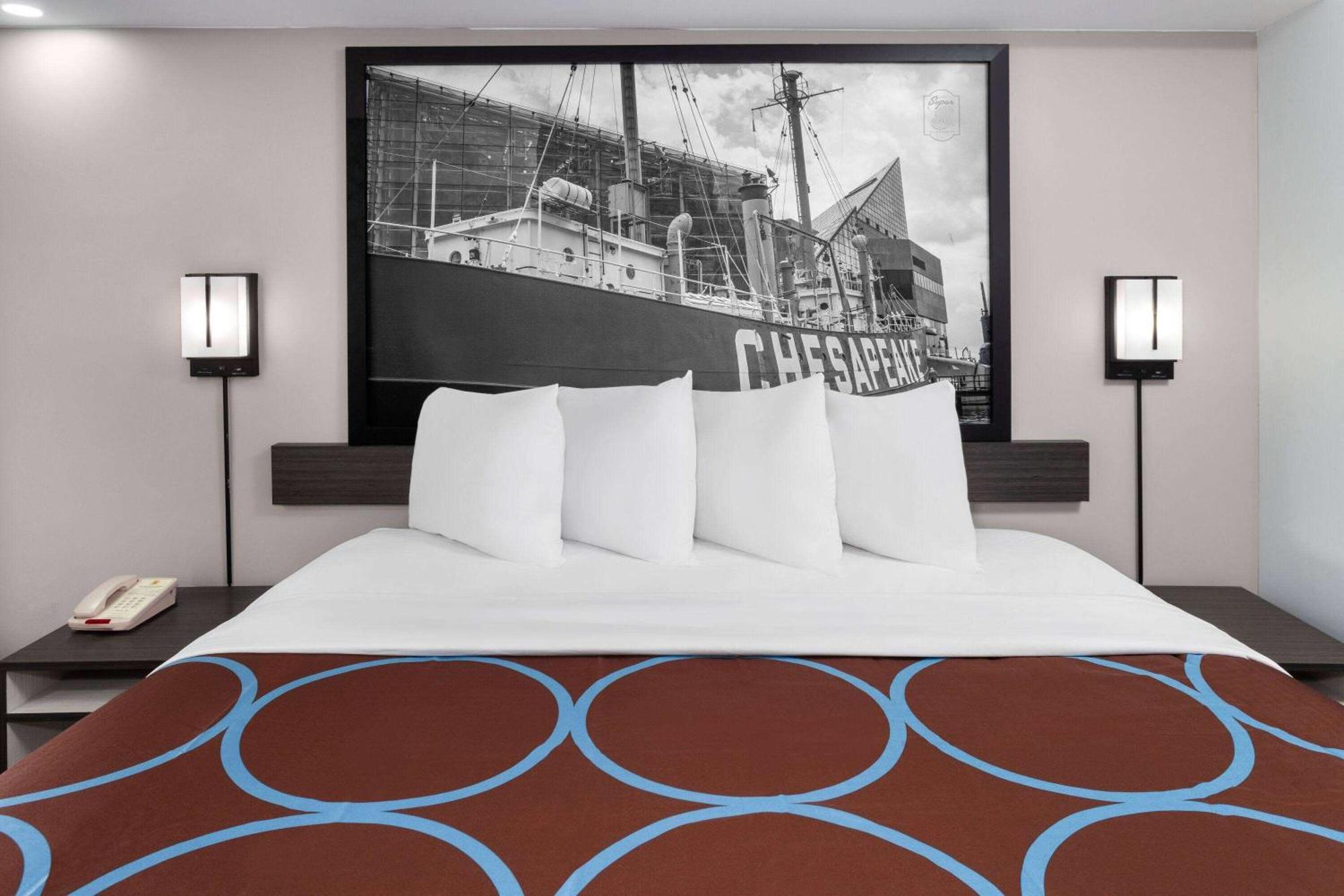 Super 8 By Wyndham Baltimore Northwest * Windsor Mill
