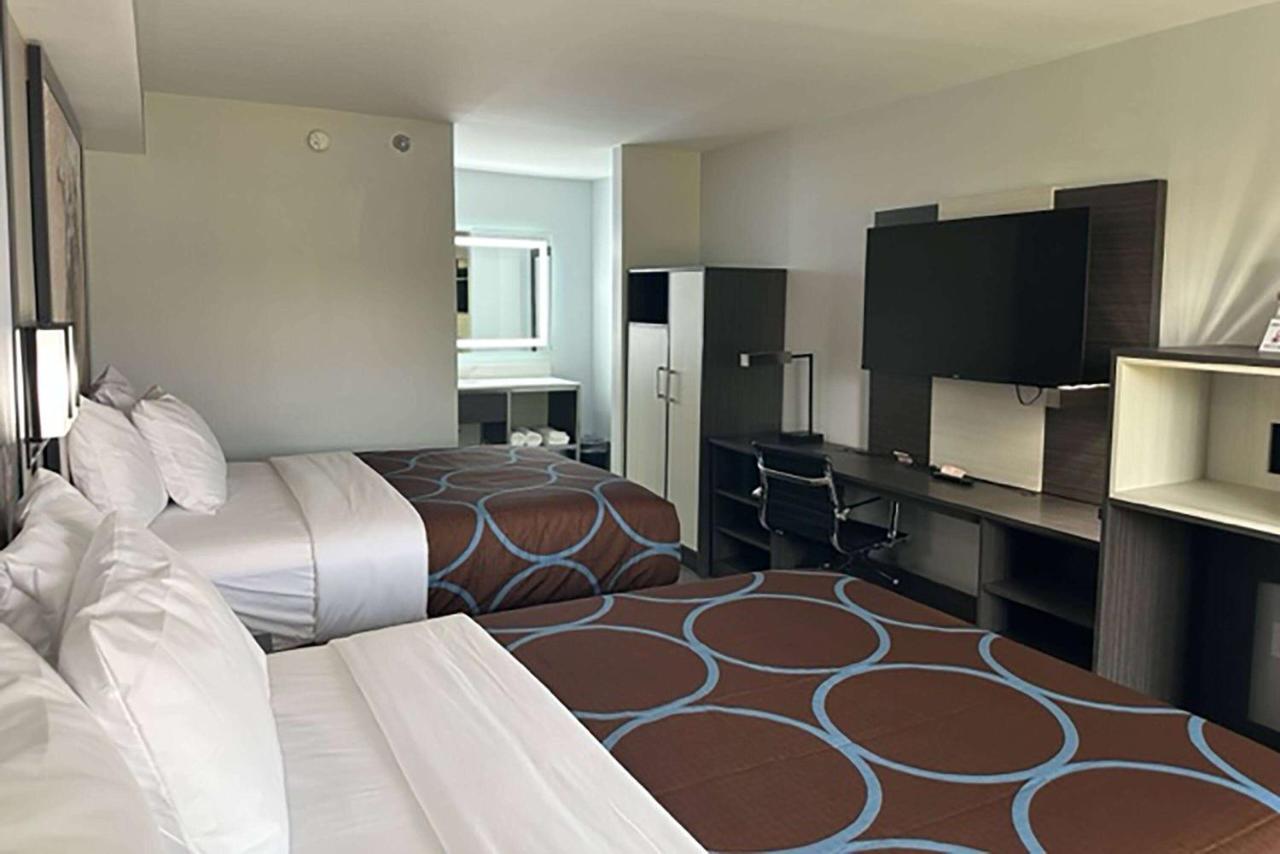 Super 8 By Wyndham Baltimore Northwest Windsor Mill