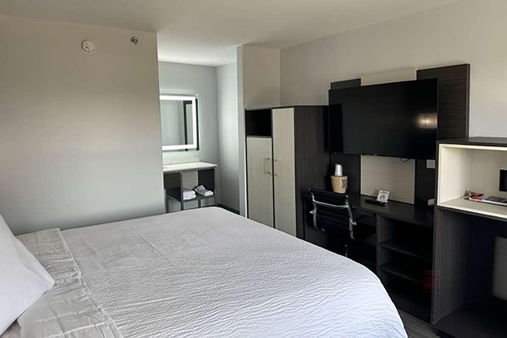 Super 8 By Wyndham Baltimore Northwest *